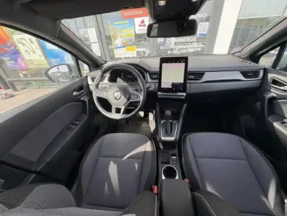 Photo 6 Renault Captur II techno mild hybrid 160 EDC