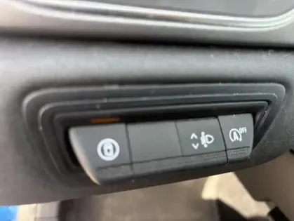 Photo 36 Renault Captur II techno mild hybrid 160 EDC