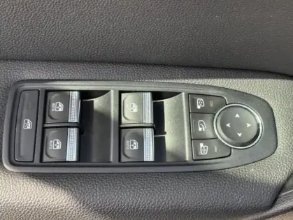 Photo 34 Renault Captur II Business TCe 140 FAP -21