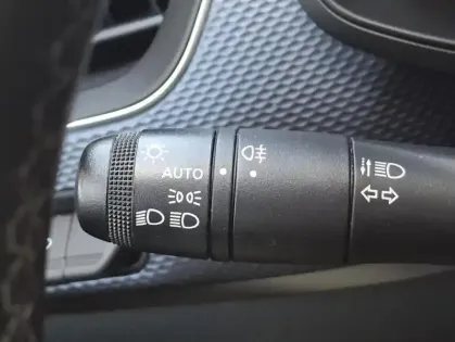 Photo 27 Renault Arkana Zen TCe 140 EDC
