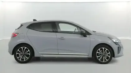 Photo 5 Renault Clio E-Tech full hybrid 145 Techno 5p