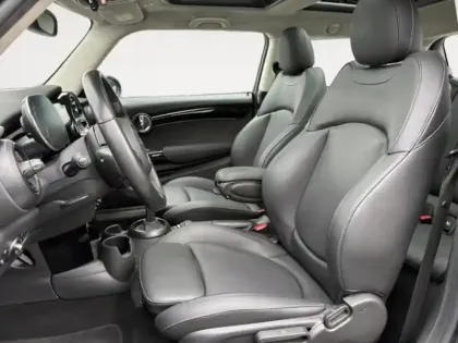 Photo 8 Mini Mini  Cooper 136ch Edition Premium Plus BVA7