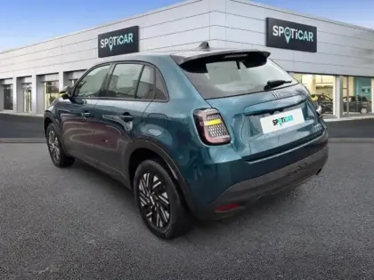Photo 6 Fiat 600  1.2 Hybrid 100ch La Prima DCT6