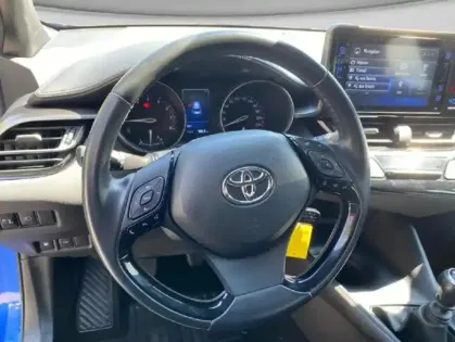 Photo 14 Toyota C-HR  1.2 Turbo 116ch Dynamic 2WD