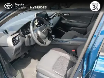 Photo 10 Toyota C-HR  1.8 Hybride 122ch Dynamic E-CVT