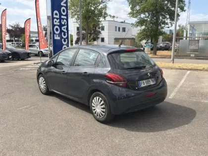 Photo 6 Peugeot 208  1.2 PureTech 68ch Like 5p
