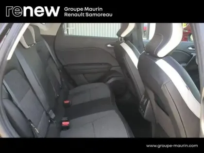 Photo 9 Renault Captur  1.6 E-Tech hybride 145ch Intens -21