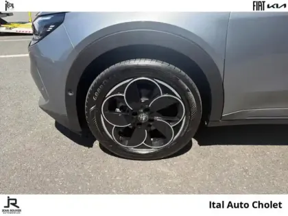 Photo 10 Alfa Romeo Junior  Elettrica 156ch Techno