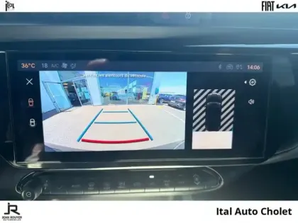 Photo 14 Alfa Romeo Junior  Elettrica 156ch Techno