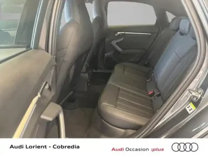 Photo 7 Audi A3  Berline 1.5 TFSI 150ch Hybride S line S tronic 7