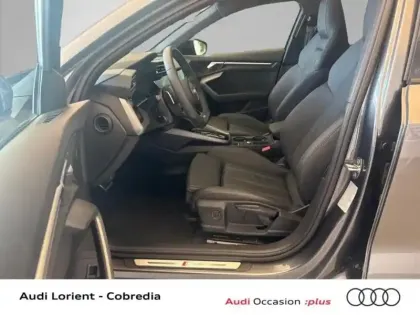 Photo 6 Audi A3  Berline 1.5 TFSI 150ch Hybride S line S tronic 7