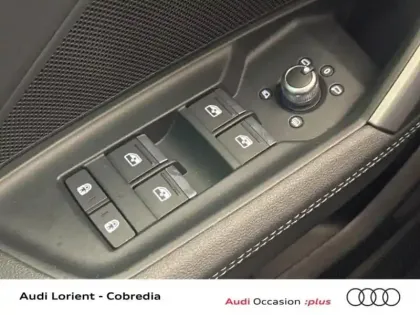 Photo 8 Audi A3  Berline 1.5 TFSI 150ch Hybride S line S tronic 7