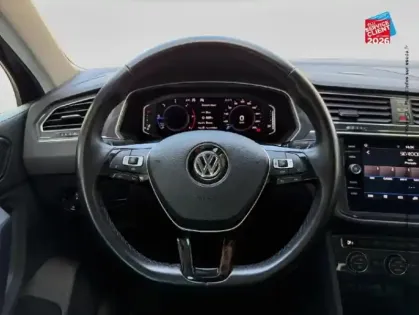 Photo 11 Volkswagen Tiguan  2.0 TDI 150ch Carat Euro6d-T