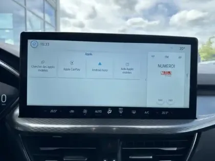 Photo 14 Ford Kuga  2.5 Duratec 180ch Hybrid FlexiFuel Titanium Business Powershift