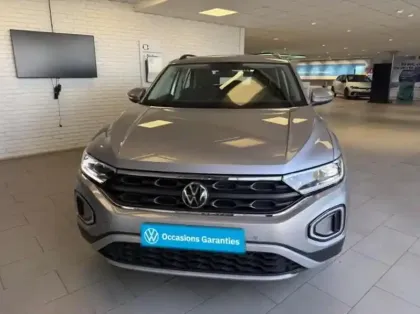 Photo 10 Volkswagen T-roc  1.5 TSI EVO 150ch Life Plus DSG7