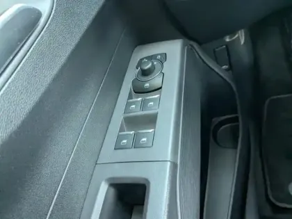 Photo 10 Ford Tourneo Courier  1.0 EcoBoost 125ch S&S Titanium