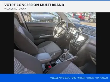 Photo 11 Suzuki Vitara  1.4 Boosterjet Hybrid 129ch Privilège Allgrip