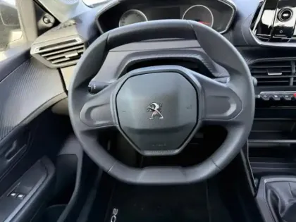 Photo 11 Peugeot 208  1.2 PureTech 75ch S&S Like