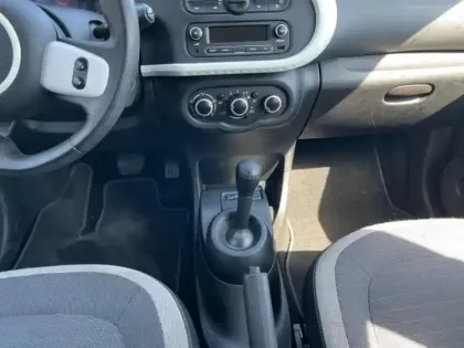 Photo 10 Renault Twingo  1.0 SCe 70ch Stop&Start Zen EDC