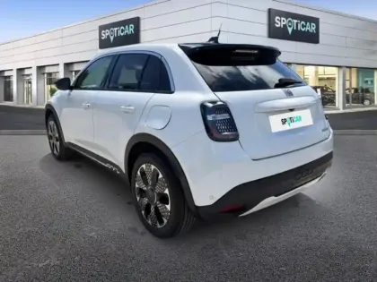 Photo 5 Fiat 600  1.2 Hybrid Turbo 110ch Pack Confort & Style eDCT6
