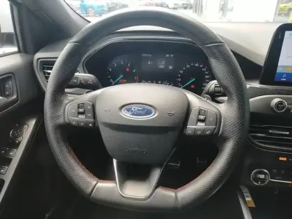 Photo 7 Ford Focus  1.0 EcoBoost 125ch ST-Line BVA