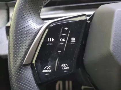 Photo 46 Peugeot 3008  Hybrid 136 e-DCS6