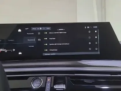 Photo 41 Peugeot 3008  Hybrid 136 e-DCS6
