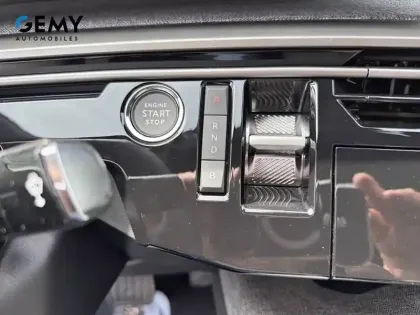 Photo 17 Peugeot 3008  Plug-in Hybrid 195 e-DCS7