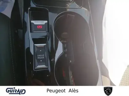 Photo 15 Peugeot 2008  PureTech 130 S&S EAT8