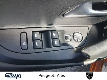 Photo 11 Peugeot 2008  PureTech 130 S&S EAT8
