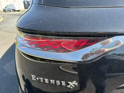 Photo 16 DS DS 7 DS7 Crossback Hybride E-Tense 300 EAT8 4x4