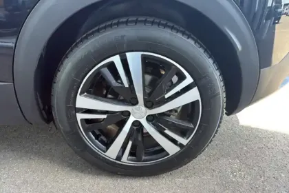 Photo 8 Peugeot 3008  Hybrid 225 e-EAT8