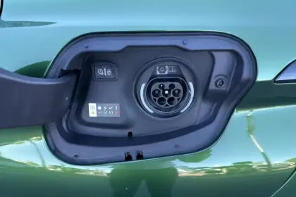 Photo 36 Peugeot 308  PHEV 225 e-EAT8