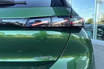 Photo 13 Peugeot 308  PHEV 225 e-EAT8