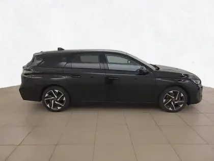 Photo 30 Peugeot 308  SW BlueHDi 130ch S&S EAT8