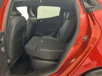 Photo 38 Renault Clio  E-Tech full hybrid 145 ch GSR2