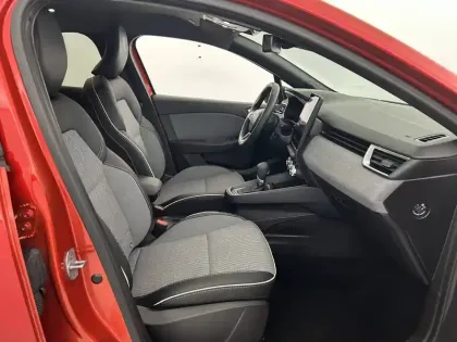 Photo 22 Renault Clio  E-Tech full hybrid 145 ch GSR2