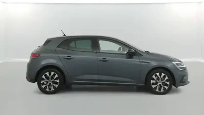 Photo 15 Renault Megane Mégane IV Berline Blue dCi 115 - 21N