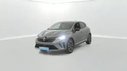 Photo 9 Renault Clio  E-Tech full hybrid 145 ch GSR2