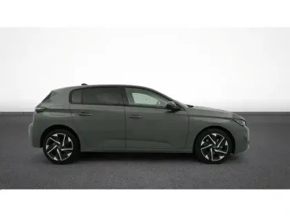 Photo 18 Peugeot 308  Hybrid 136 e-DCS6