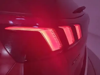 Photo 36 Peugeot 3008  BlueHDi 130ch S&S EAT8