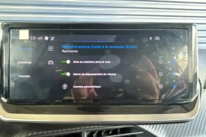 Photo 21 Peugeot 208  Hybrid 110 e-DCS6