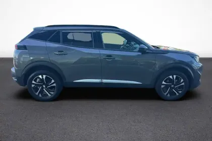 Photo 6 Peugeot 2008  PureTech 130 S&S BVM6