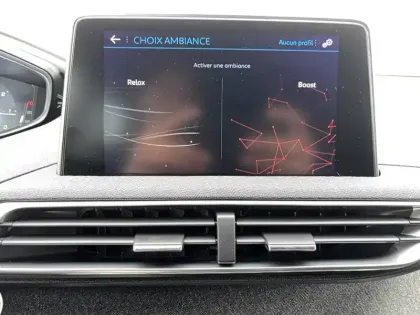 Photo 43 Peugeot 3008  1.6 BlueHDi 120ch S&S BVM6