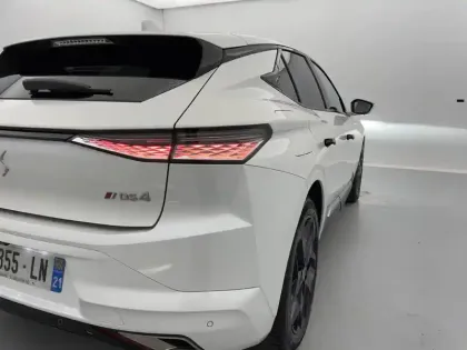 Photo 31 DS DS 4  Hybride E-Tense 225 EAT8