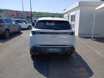 Photo 5 Peugeot 5008  Plug-in Hybrid 225 ch e-DCS7