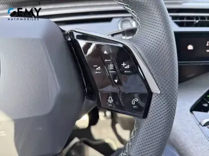 Photo 15 Peugeot 3008  Electrique 210 ch 73 kWh