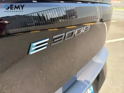 Photo 12 Peugeot 3008  Electrique 210 ch 73 kWh