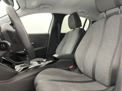Photo 13 Peugeot 208  100 S&S BVM6