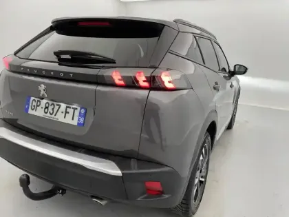 Photo 30 Peugeot 2008  BlueHDi 130 S&S EAT8